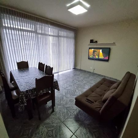 Apto Praia Gonzaga - Melhor Localizacao Appartement Santos  Buitenkant foto