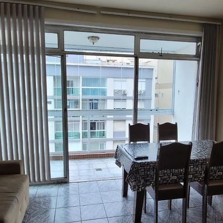 Apto Praia Gonzaga - Melhor Localizacao Appartement Santos  Buitenkant foto